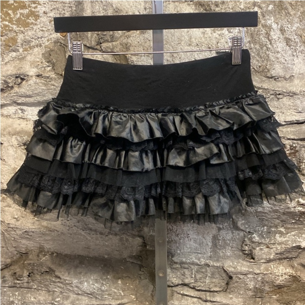 Elegant Black Ruffled Skirt